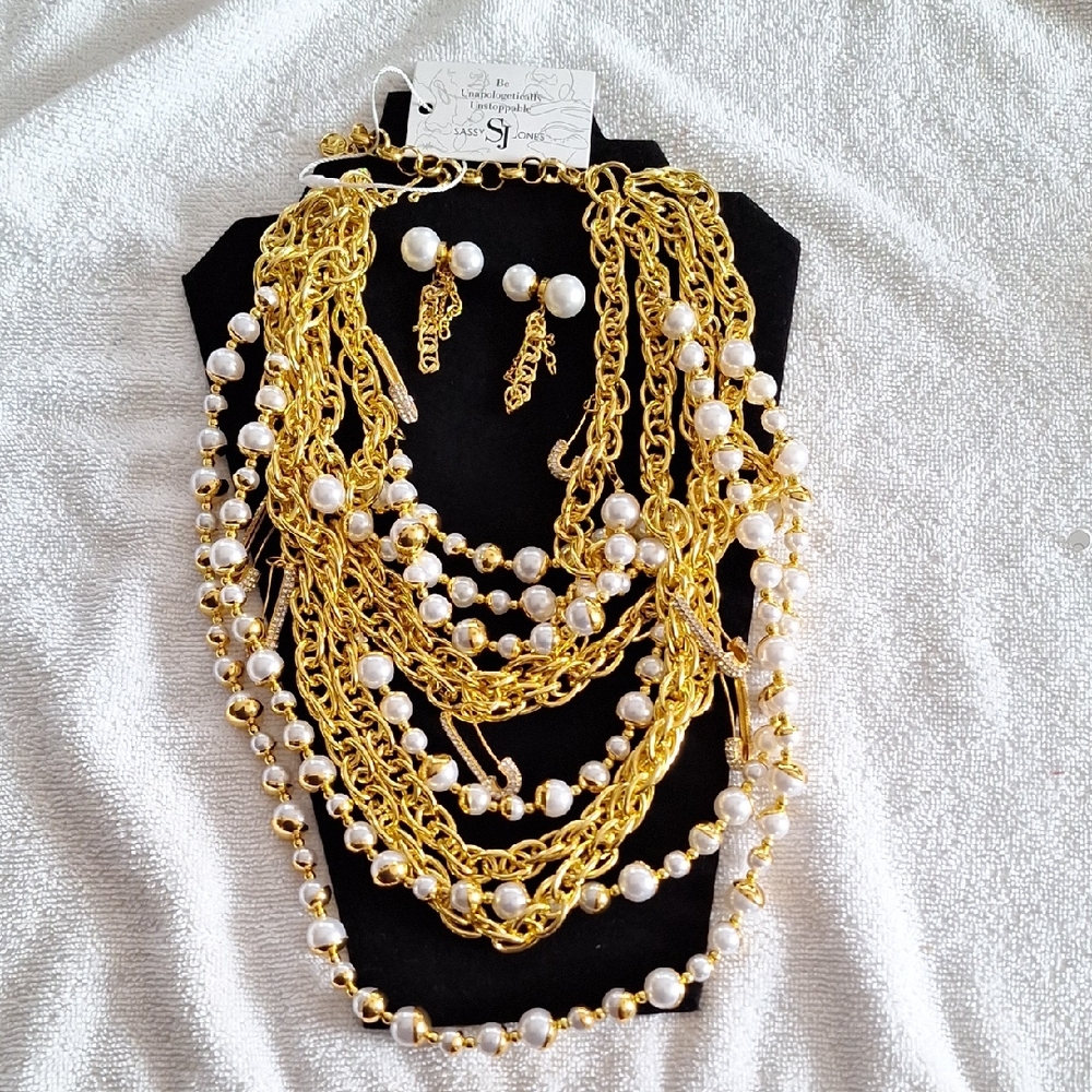 Sassy Jones Gold and Pearl Necklace Set